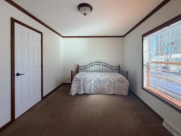 $215,000 | 220 Robin Hood Lane, Unit 220, Exeter, NH 03833