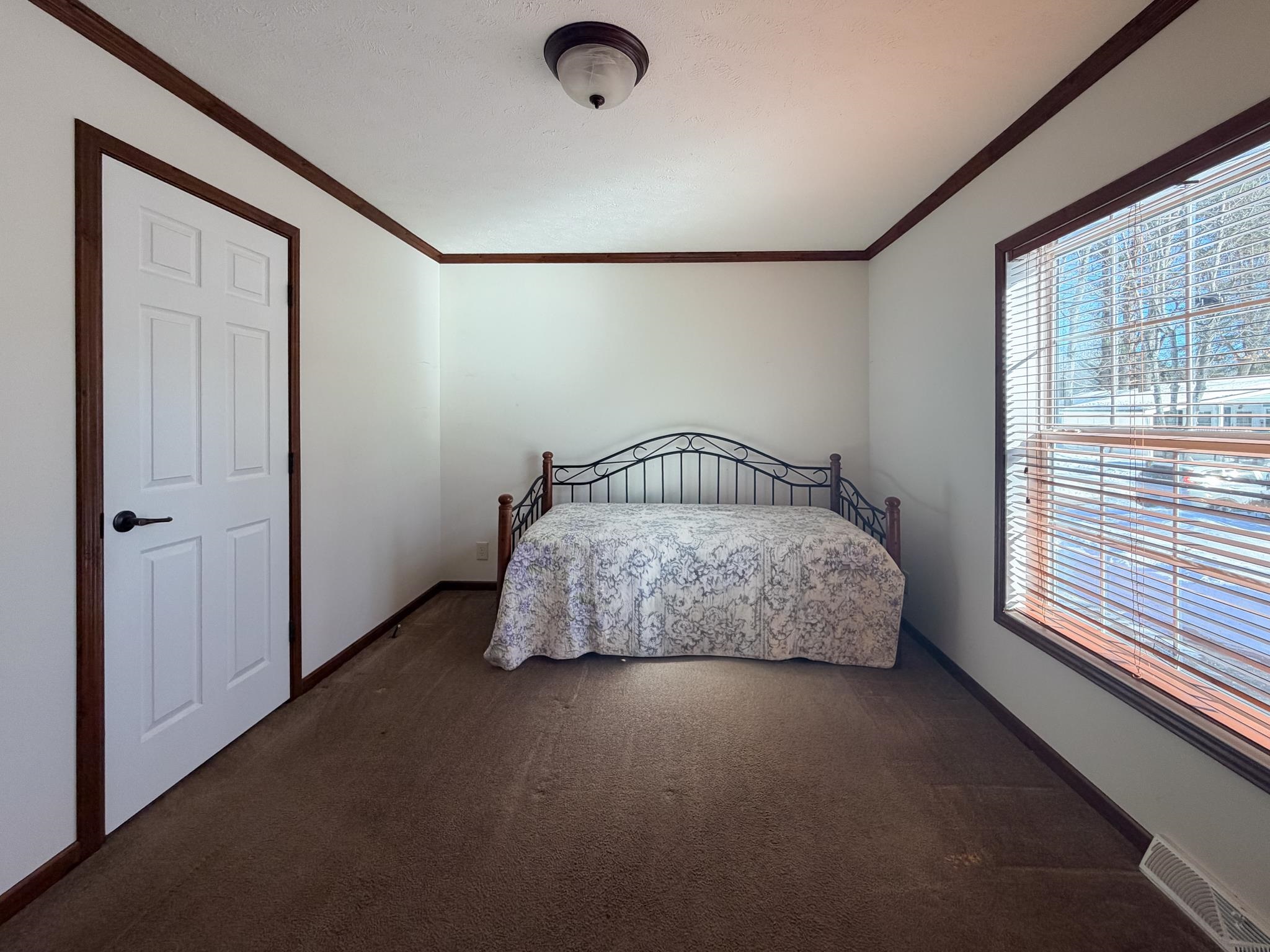 220 Robin Hood Lane, Unit 220 Exeter, NH 03833 - Photo 29 of 38