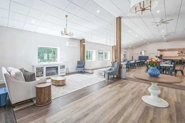 $215,000 | 220 Robin Hood Lane, Unit 220, Exeter, NH 03833