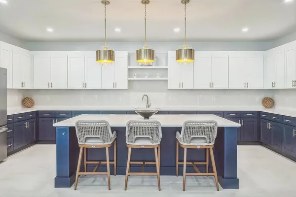 $215,000 | 220 Robin Hood Lane, Unit 220, Exeter, NH 03833