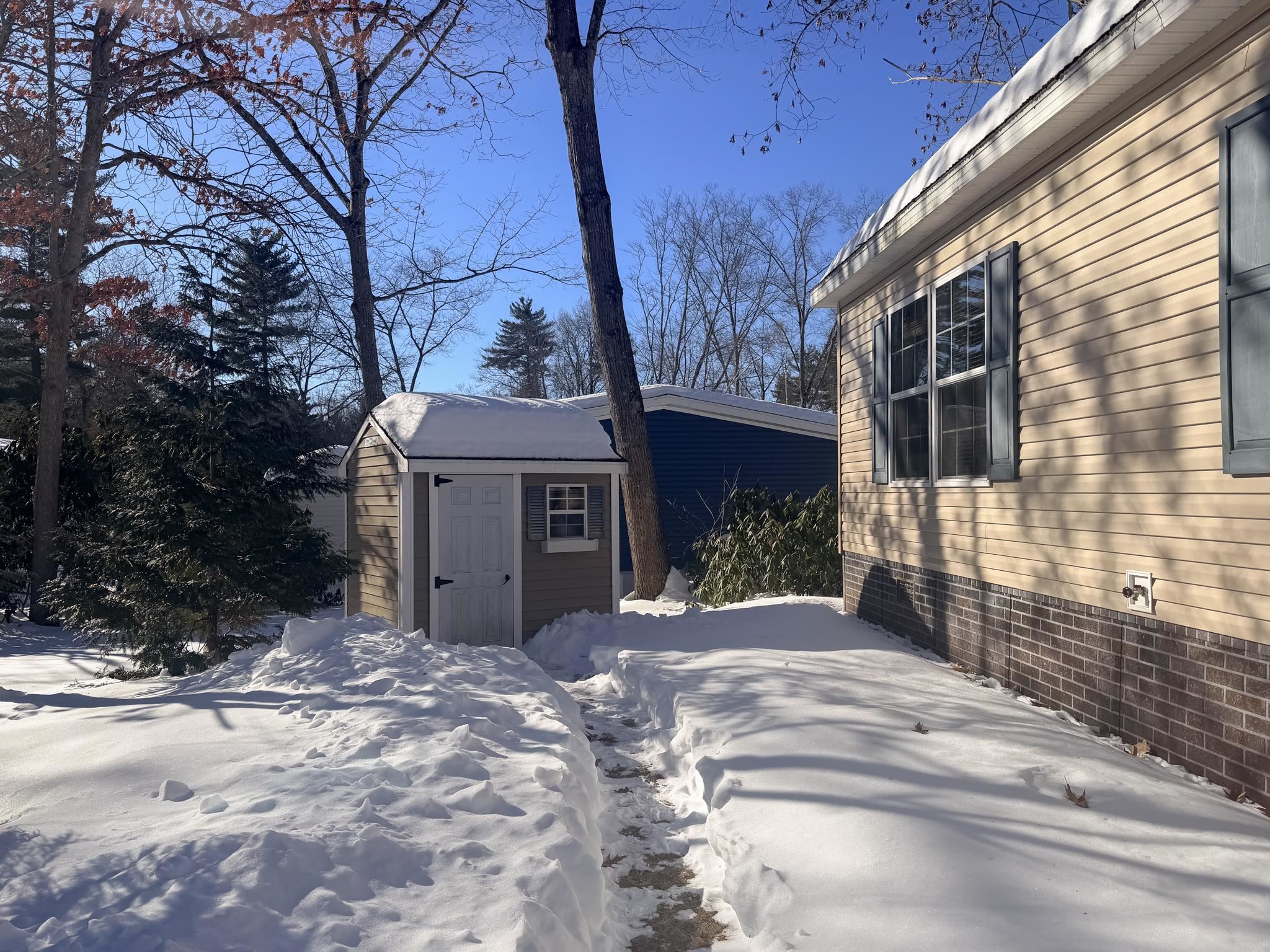 220 Robin Hood Lane, Unit 220 Exeter, NH 03833 - Photo 6 of 38