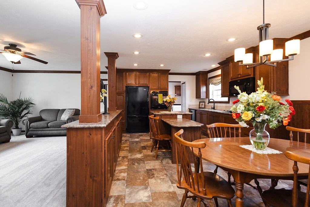 220 Robin Hood Lane, Unit 220 Exeter, NH 03833 - Photo 7 of 38