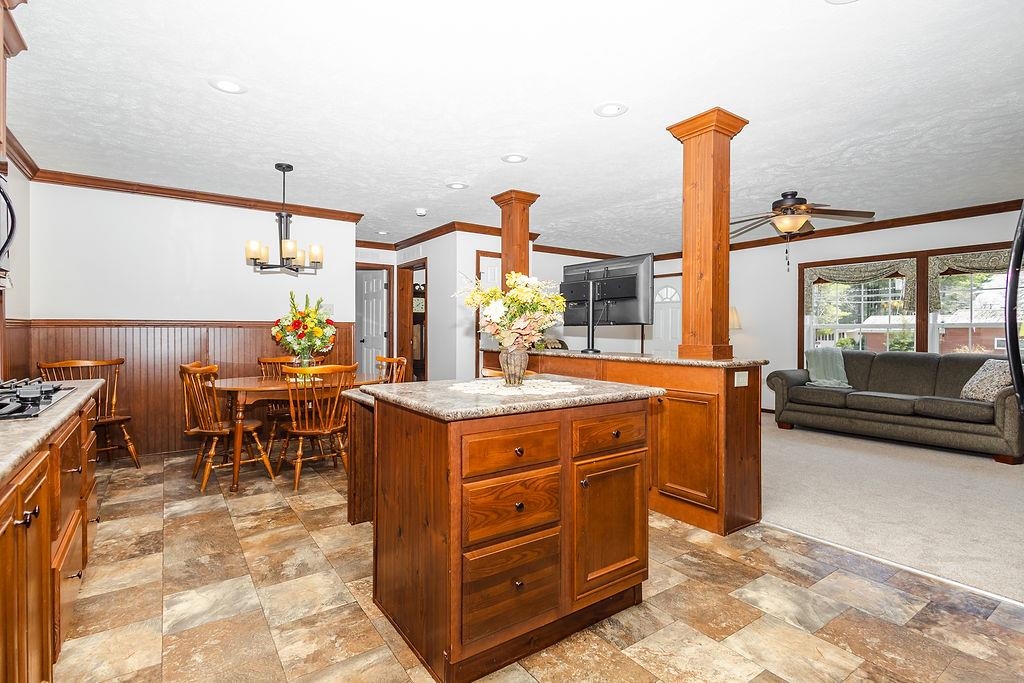 220 Robin Hood Lane, Unit 220 Exeter, NH 03833 - Photo 8 of 38