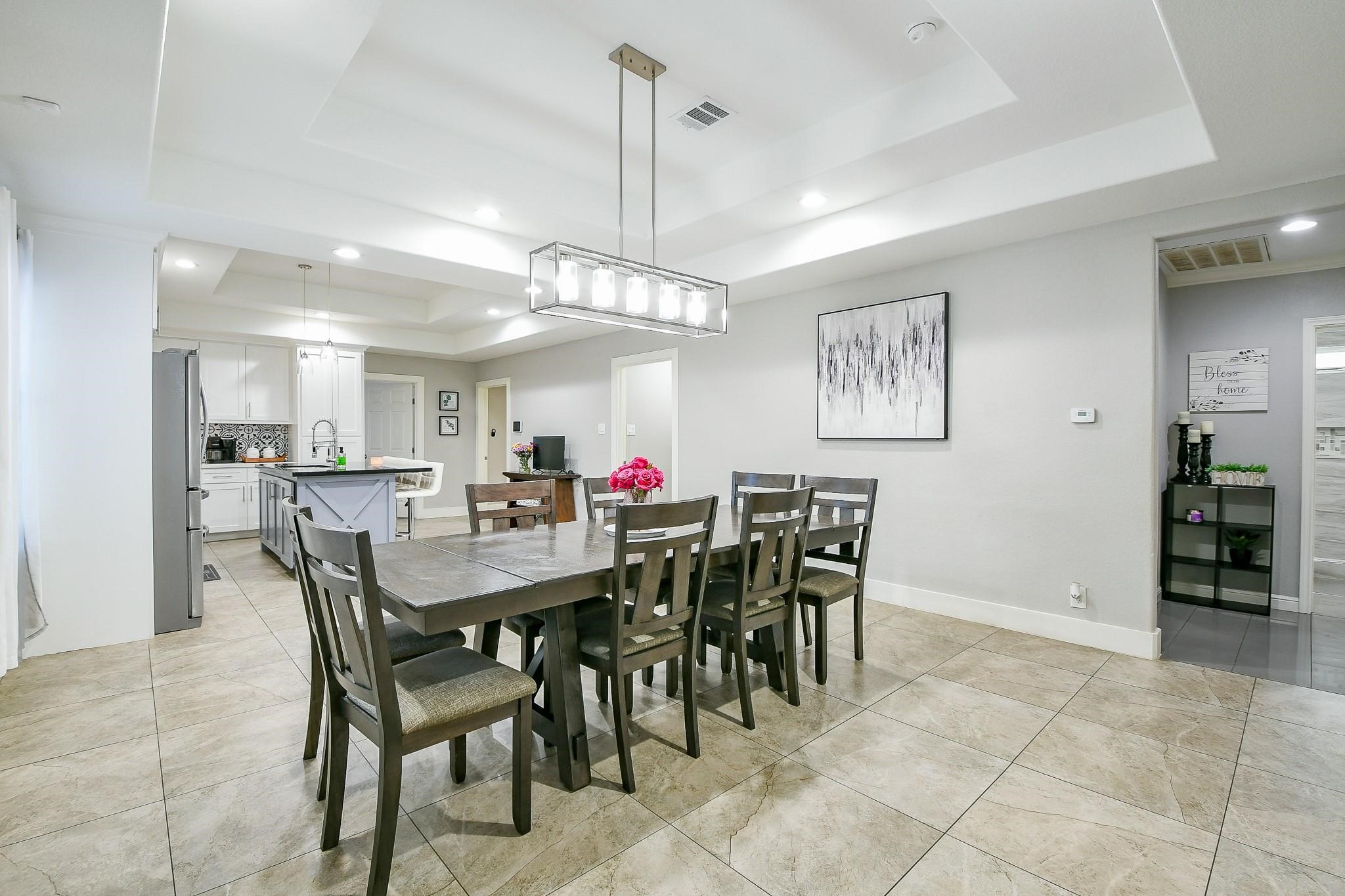 910 11th Street South Houston, TX 77587 - Photo 6 of 32 a view of a dining room and livingroom view
