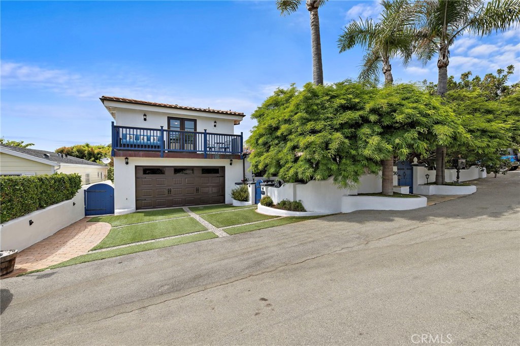 490 Agate Street Laguna Beach, CA 92651 - Photo 38 of 38 a house view with a outdoor space