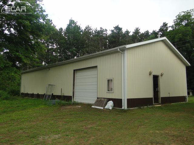 8380 Birch Run Road Millington, MI 48746 - Photo 23 of 35 21319051-22.JPG