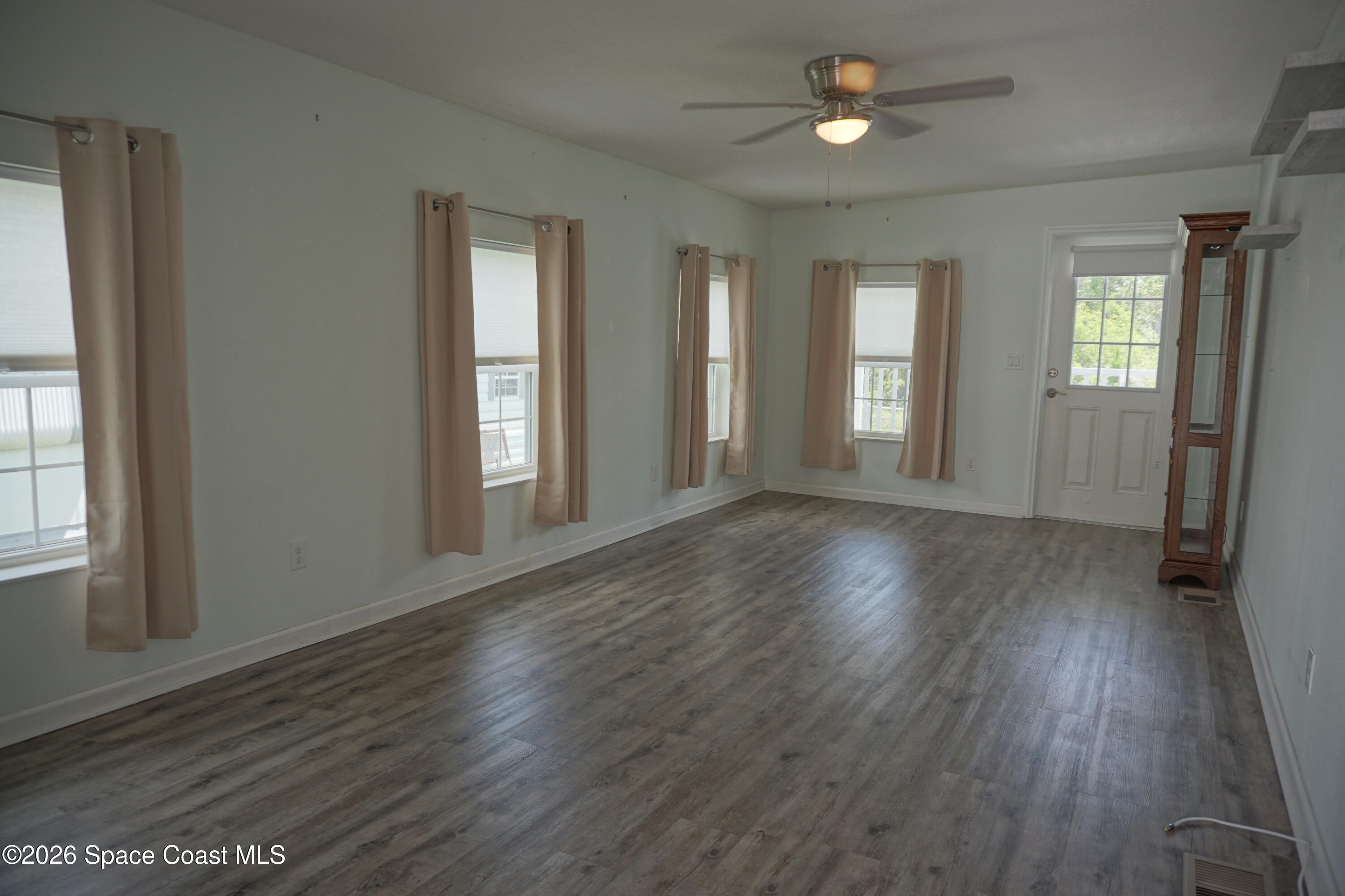 1819 Seagrape Street Northeast Palm Bay, FL 32905 - Photo 5 of 56 DSC01090