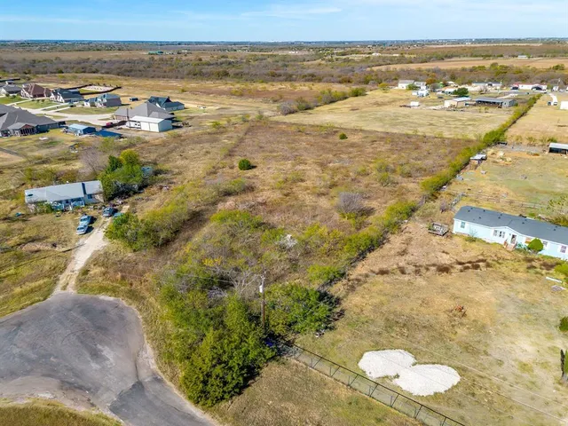 $235,000 | 609 Bunk House Drive, Venus, TX 76084