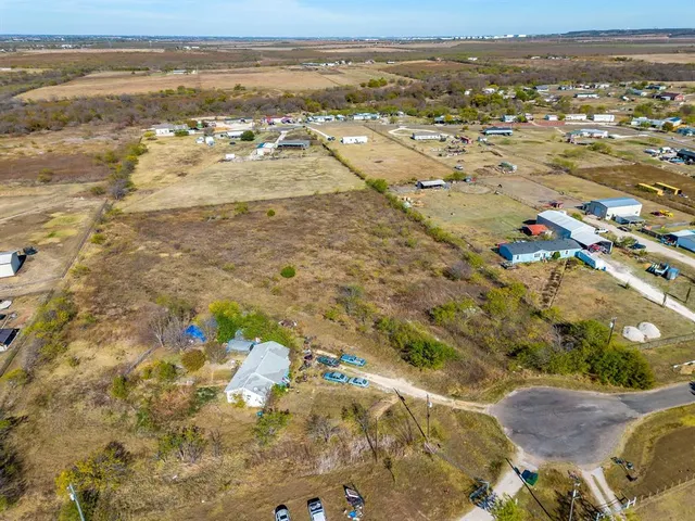 $235,000 | 609 Bunk House Drive, Venus, TX 76084