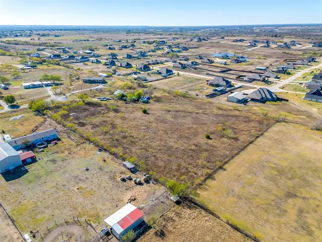 $235,000 | 609 Bunk House Drive, Venus, TX 76084