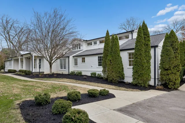 $3,900,000 | 3900 Crestridge Drive, Nashville, TN 37204