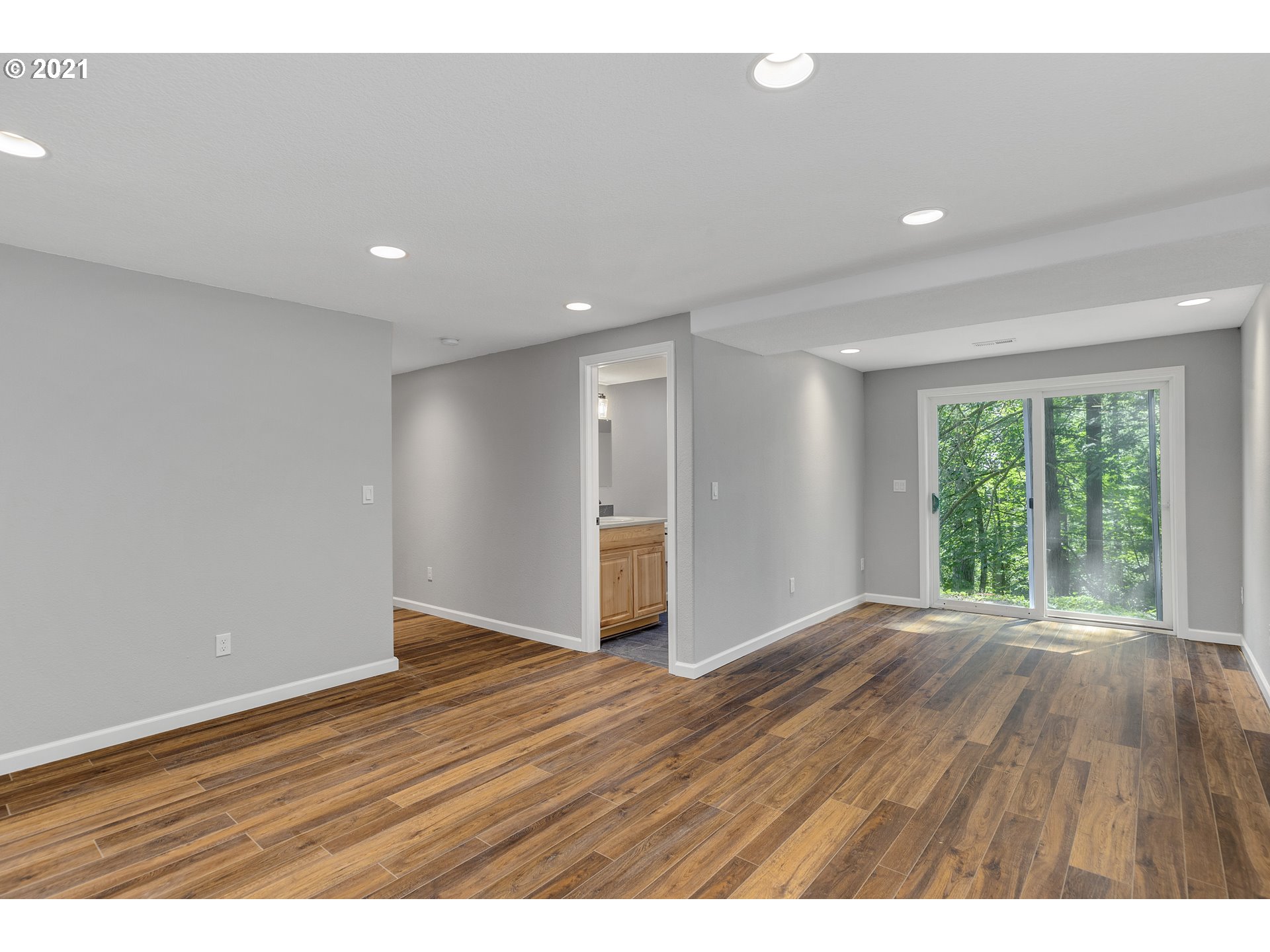 17216 South Carlson Road Oregon City, OR 97045 - Photo 8 of 22