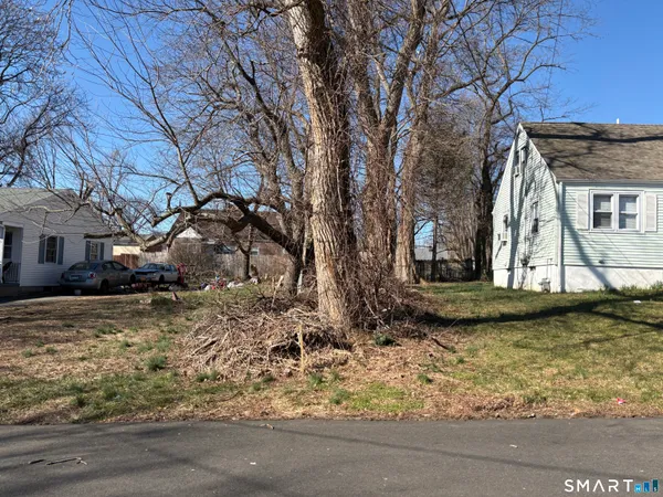 $50,000 | 11 Myron Avenue, Bridgeport, CT 06606