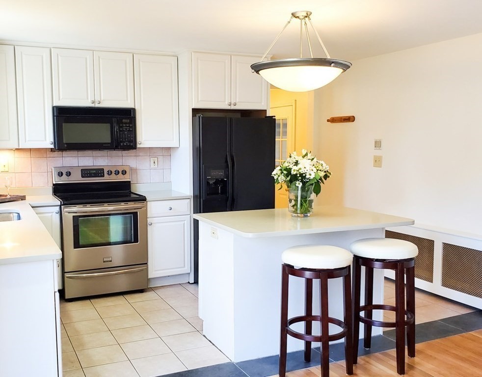6 Ford Road Sudbury, MA 01776 - Photo 2 of 31 Gallery Image 2