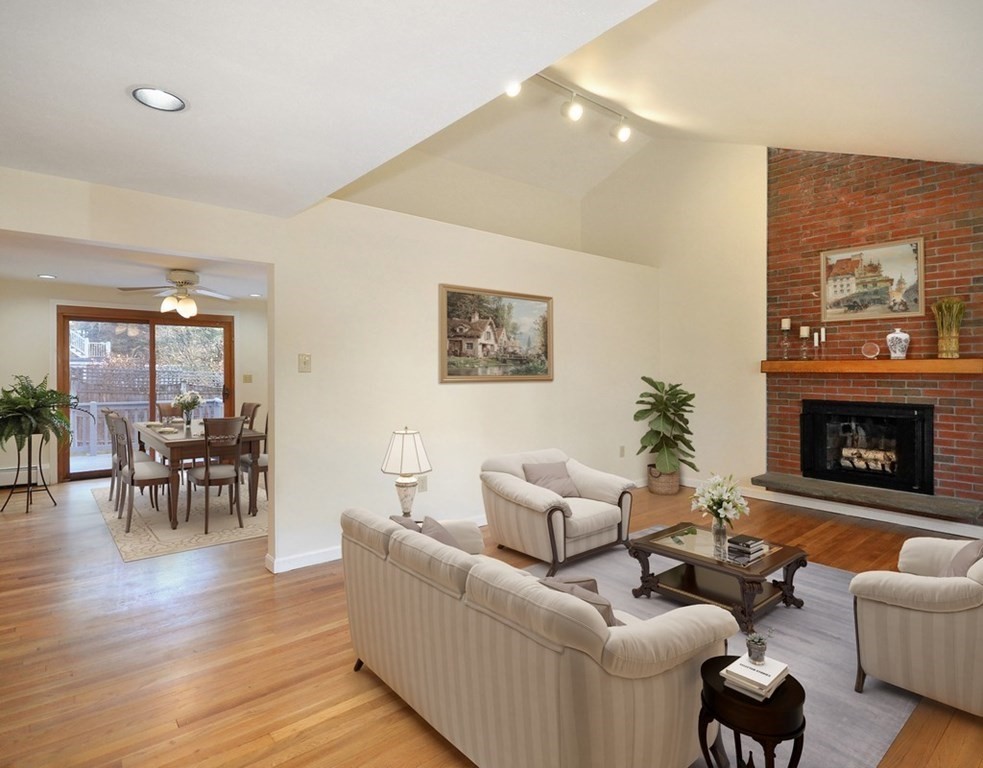 6 Ford Road Sudbury, MA 01776 - Photo 9 of 31 Gallery Image 9