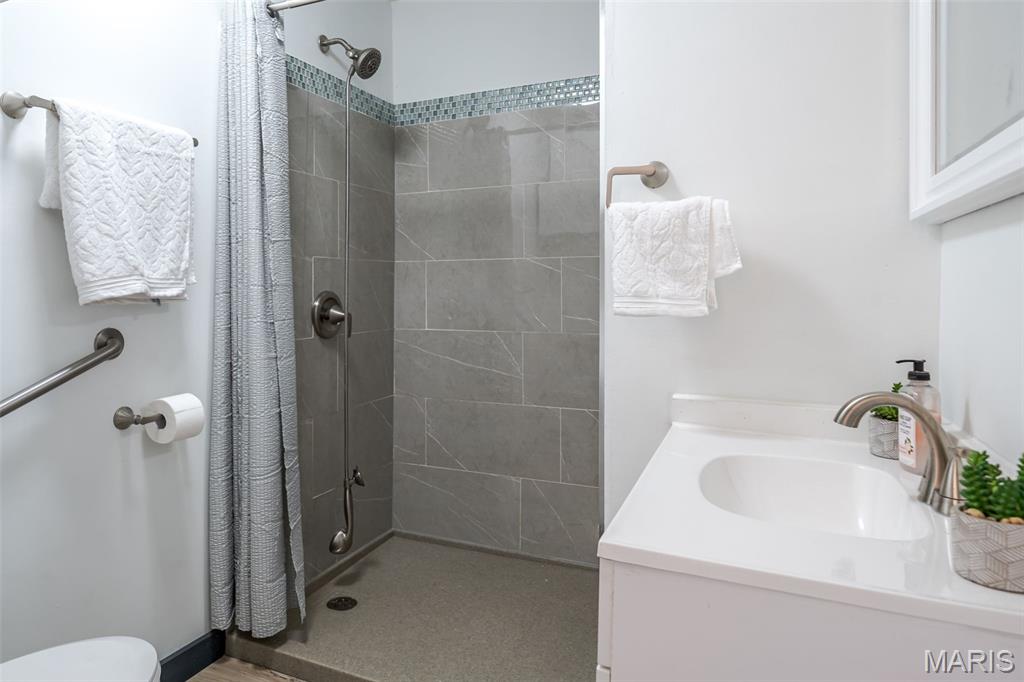 423 Maple Street Sullivan, MO 63080 - Photo 11 of 28