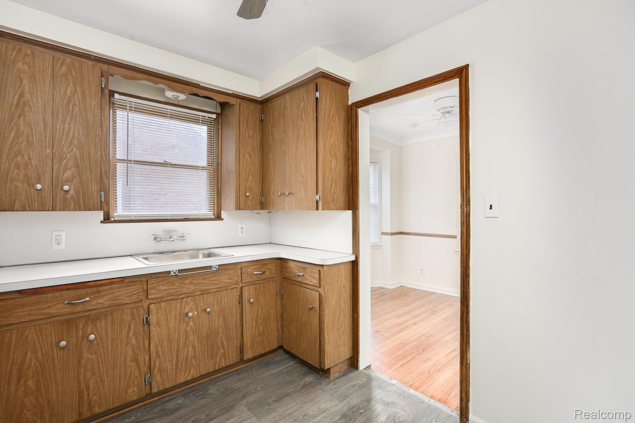 11673 Nottingham Road Detroit, MI 48224 - Photo 10 of 26 11673 Nottingham Road0016.jpg