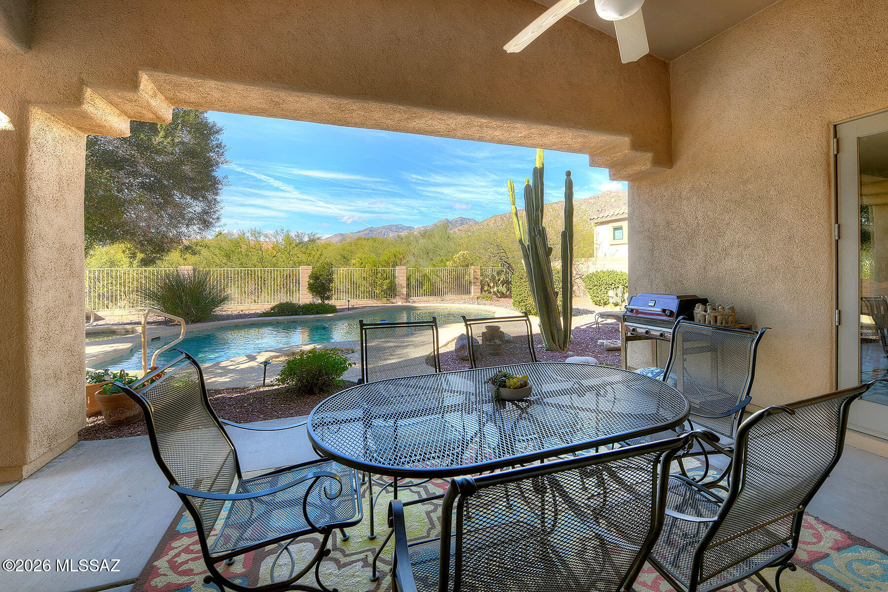 5213 Spring View Drive Tucson, AZ 85749 - Photo 4 of 40