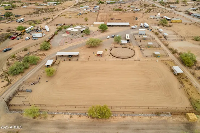 $1,199,900 | 40342 North 253rd Avenue, Morristown, AZ 85342