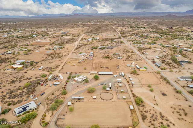 $1,199,900 | 40342 North 253rd Avenue, Morristown, AZ 85342