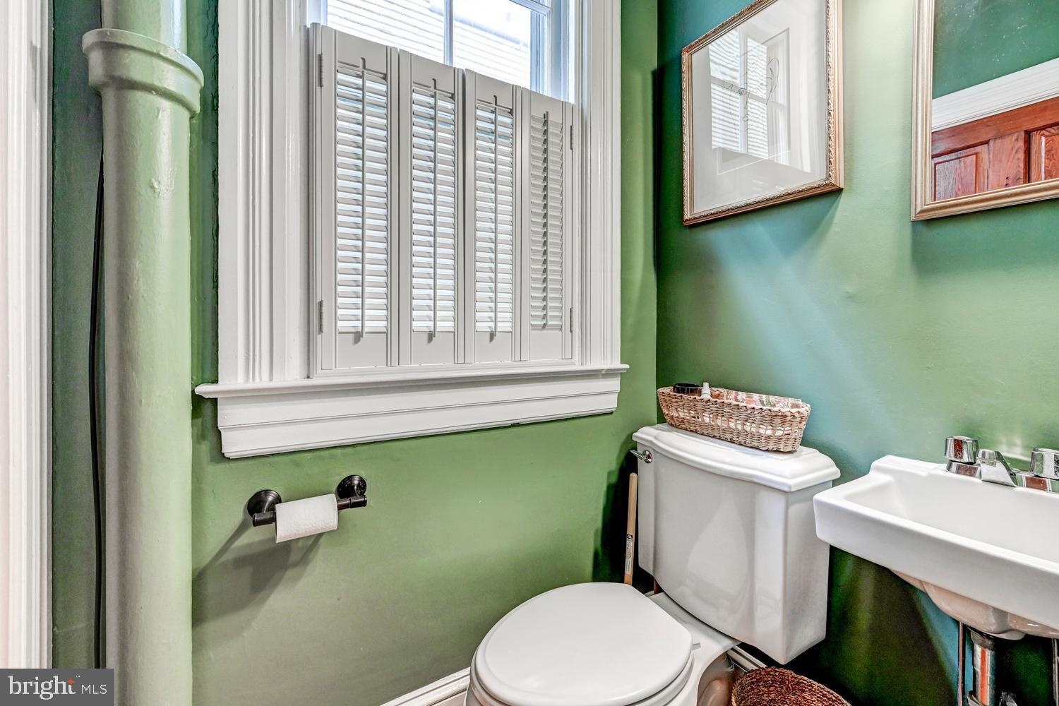 5023 Roland Avenue Baltimore, MD 21210 - Photo 39 of 52