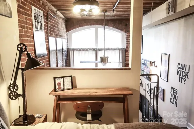 $134,500 | 201 South Hoskins Road, Unit 132, Charlotte, NC 28208