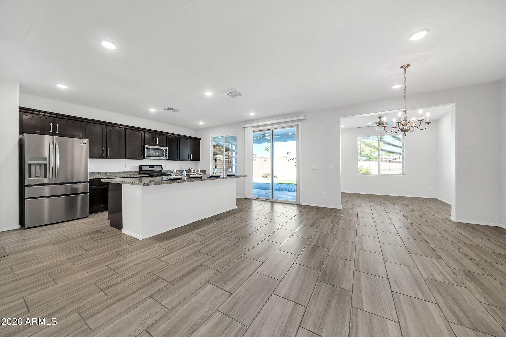 14384 West Hearn Road Surprise, AZ 85379 - Photo 7 of 63 14384 W Hearn Rd-6