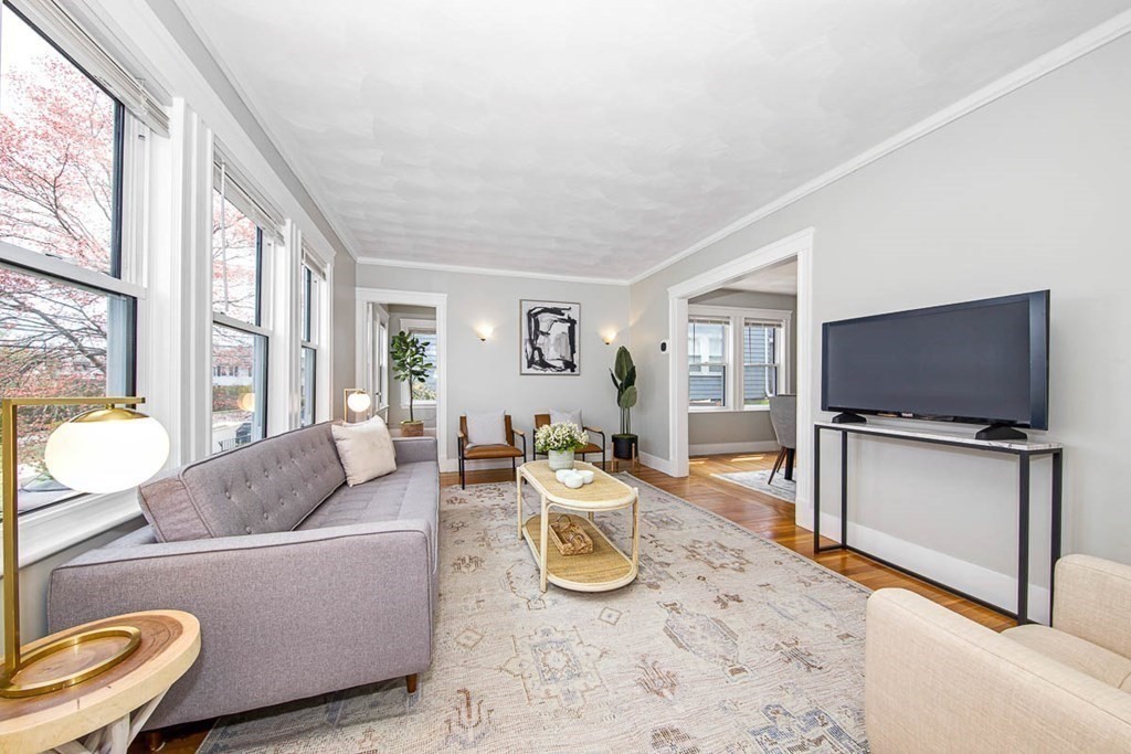 60 Edgecliff Road, Unit 60 Watertown, MA 02472 - Photo 4 of 21 Gallery Image 4