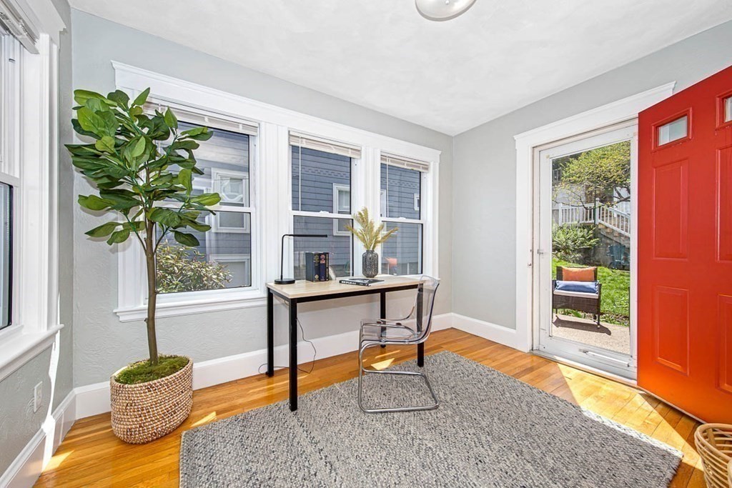 60 Edgecliff Road, Unit 60 Watertown, MA 02472 - Photo 7 of 21 Gallery Image 7