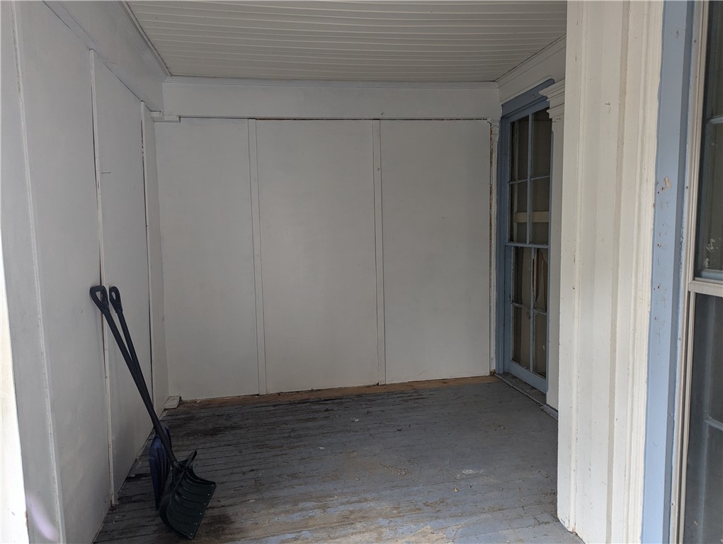 318 West Avenue Ridgeway, NY 14103 - Photo 17 of 28