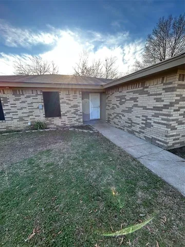 $169,500 | 1018 Fisher Street, Gorman, TX 76454
