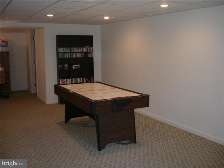25 Burrs Mill Road Southampton, NJ 08088 - Photo 16 of 21 Family Room