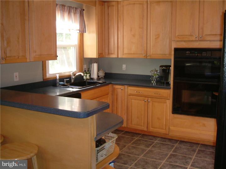 25 Burrs Mill Road Southampton, NJ 08088 - Photo 7 of 21 Kitchen