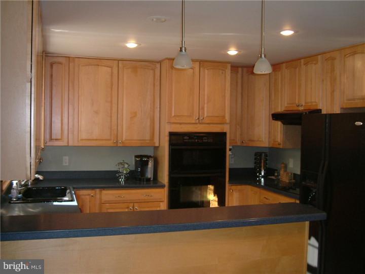 25 Burrs Mill Road Southampton, NJ 08088 - Photo 8 of 21 Kitchen