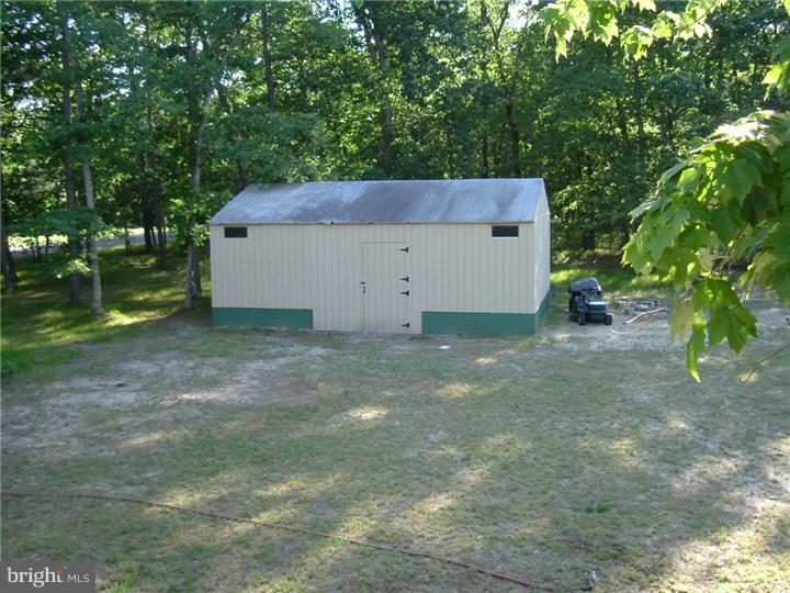 25 Burrs Mill Road Southampton, NJ 08088 - Photo 10 of 21 Storage Shed