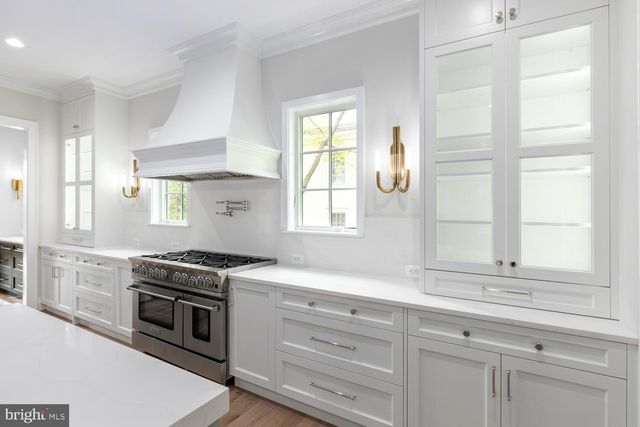 $4,225,000 | 1718 North Harvard Street, Arlington, VA 22201