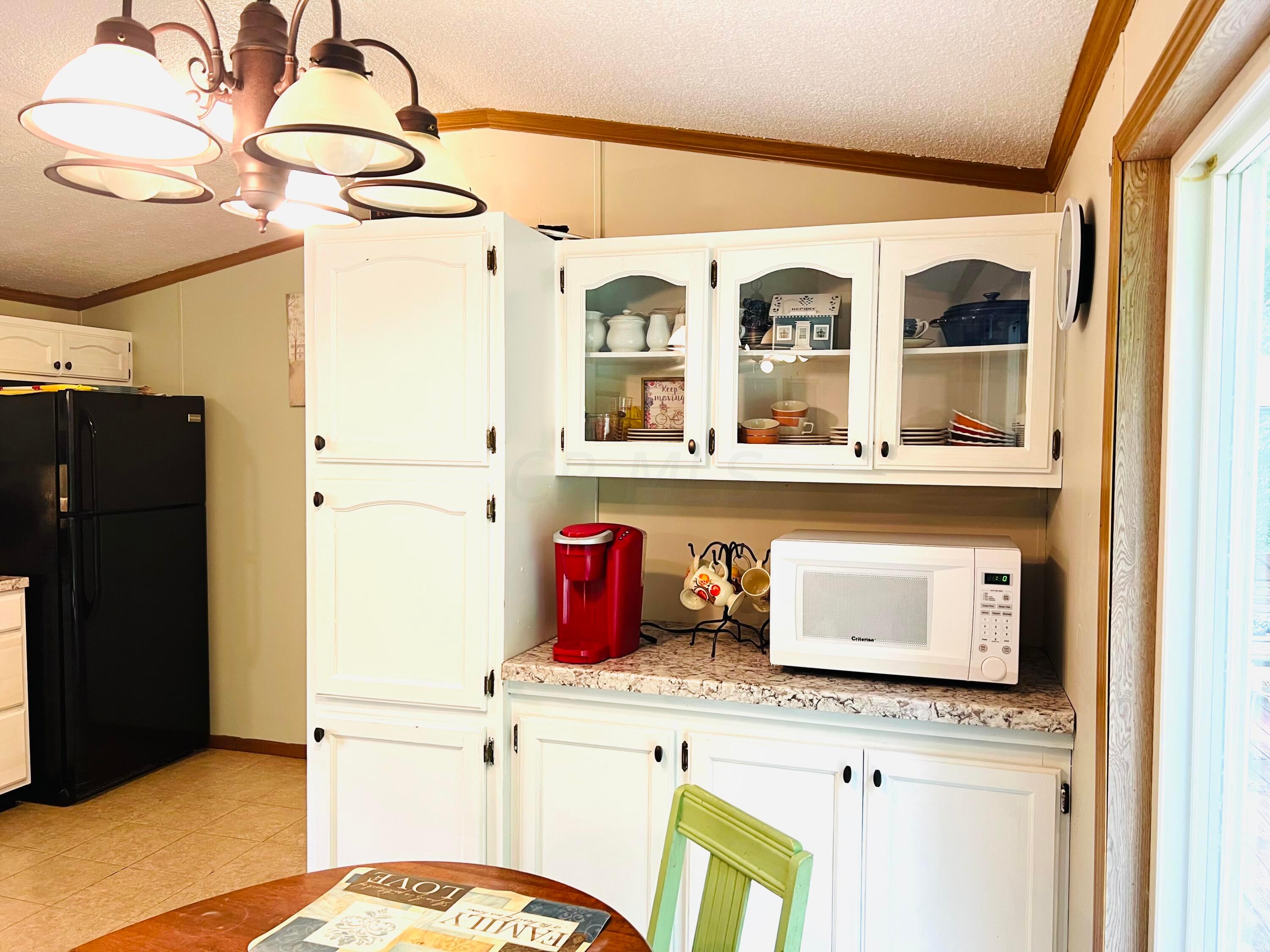 36362 Lime Bank Road Logan, OH 43138 - Photo 12 of 47 Built ins