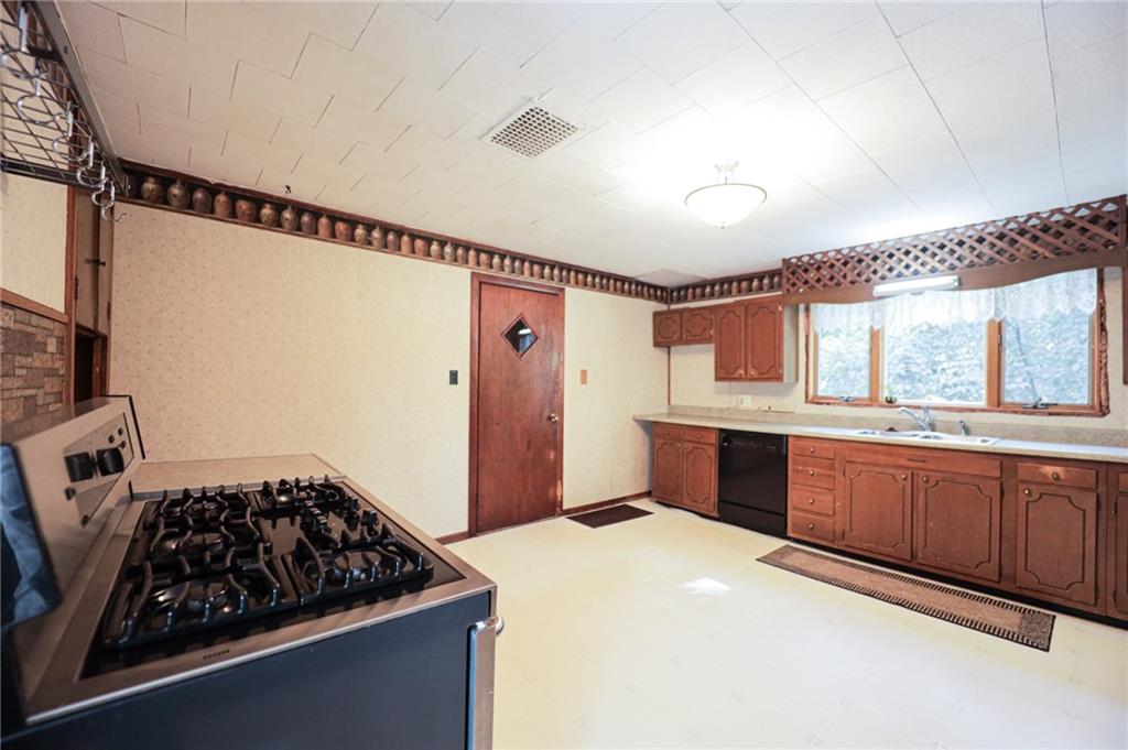 241 South Walnut Street Jamestown, IN 46147 - Photo 19 of 36