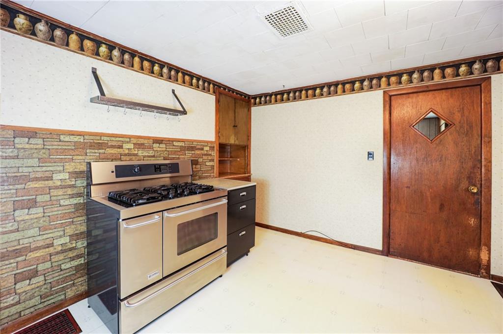 241 South Walnut Street Jamestown, IN 46147 - Photo 20 of 36