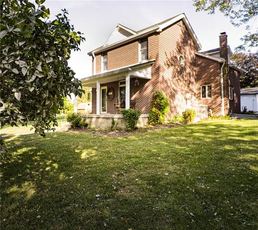 241 South Walnut Street Jamestown, IN 46147 - Photo 2 of 36