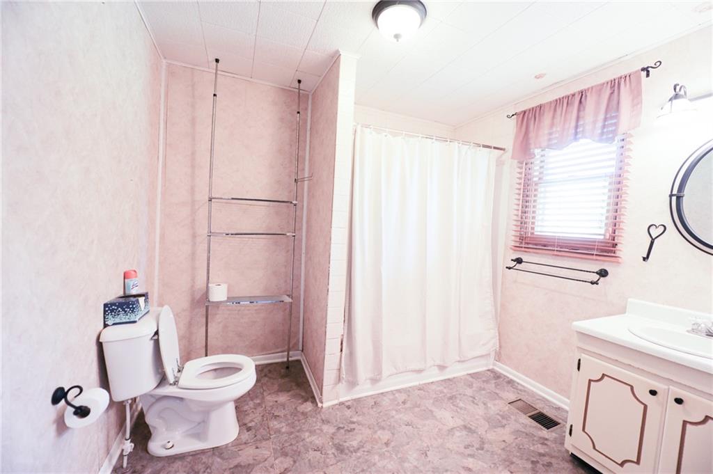 241 South Walnut Street Jamestown, IN 46147 - Photo 25 of 36