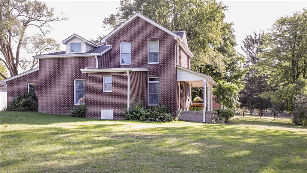 241 South Walnut Street Jamestown, IN 46147 - Photo 5 of 36