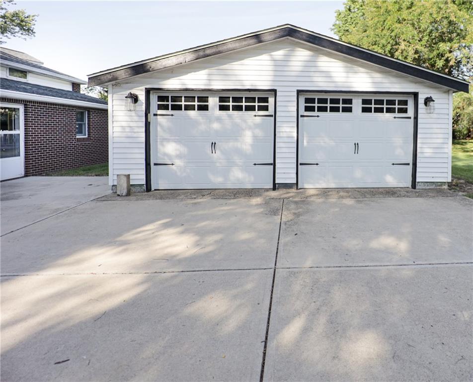 241 South Walnut Street Jamestown, IN 46147 - Photo 7 of 36