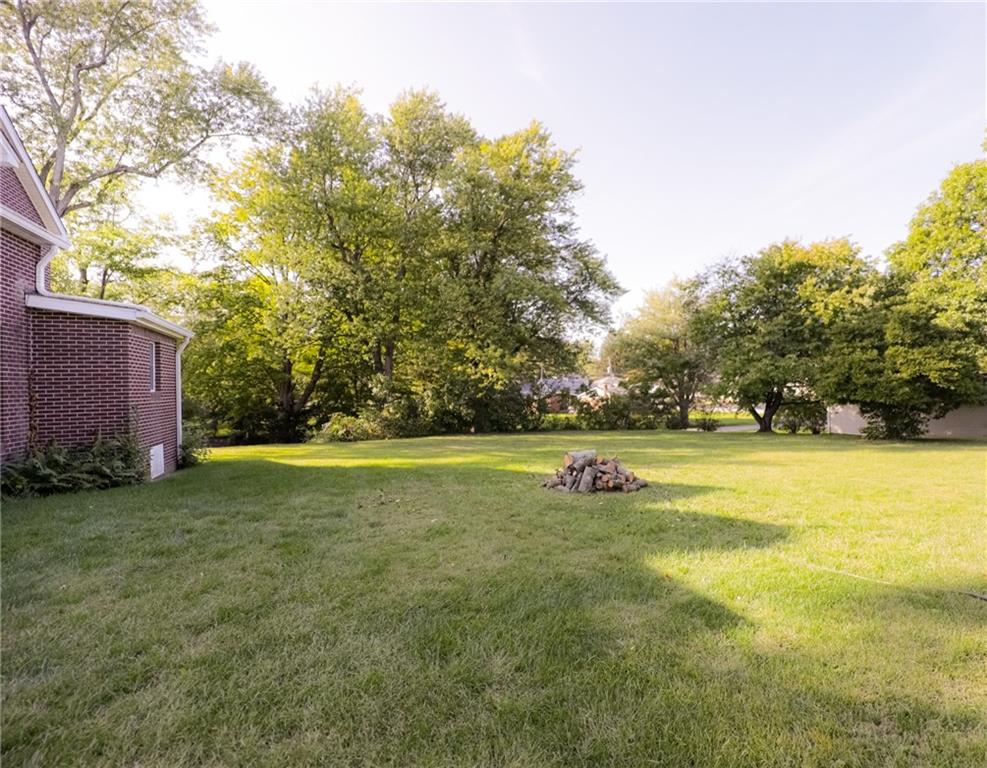 241 South Walnut Street Jamestown, IN 46147 - Photo 10 of 36