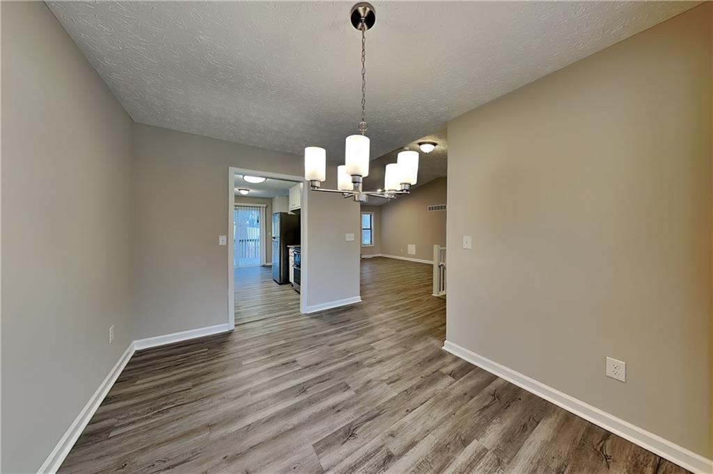 647 Sunshine Trace Northwest Acworth, GA 30102 - Photo 8 of 31