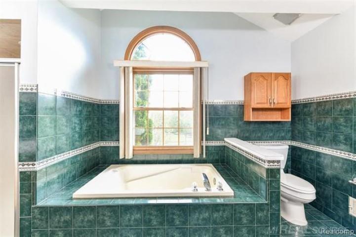 46564 Mornington Road Canton, MI 48188 - Photo 24 of 35