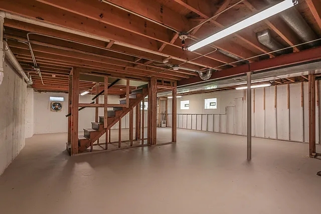 6 Allegheny Court Bolingbrook, IL 60440 - Photo 38 of 38 a view of an empty room