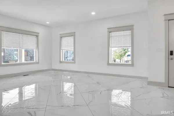 $6,950 | 1104 North Grant Street, Bloomington, IN 47408