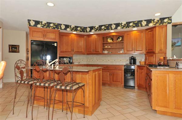 67 Smith Road Northborough, MA 01532 - Photo 13 of 30 Gallery Image 13