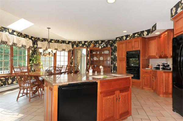 67 Smith Road Northborough, MA 01532 - Photo 15 of 30 Gallery Image 15